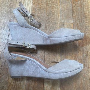 Clarks artisan Suede Wedge Sandal